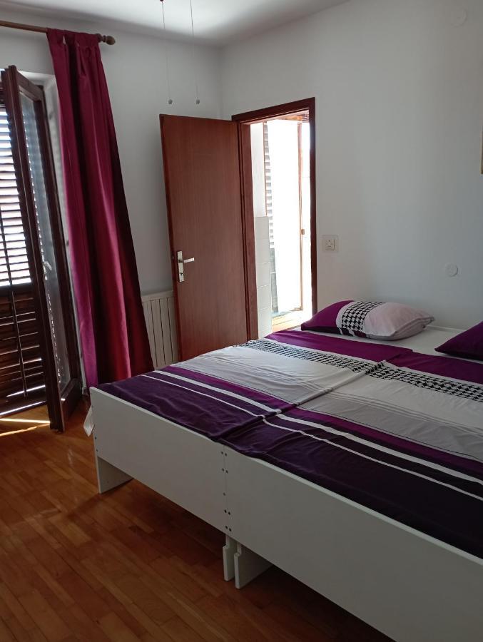 Apartment Mare 1 Novigrad  Exterior photo